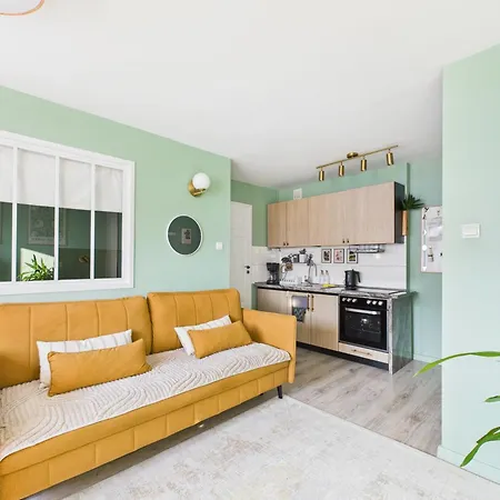 Old I With Parking Апартаменты *