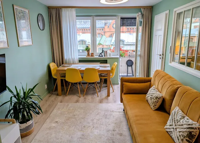 Old I With Parking Lägenhet