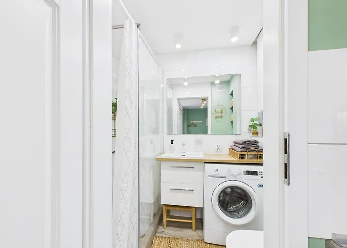 Old I With Parking * Gdańsk