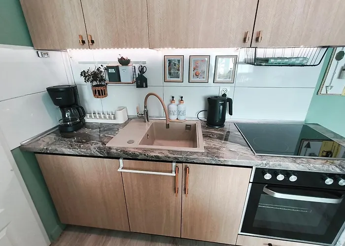 Old I With Parking *